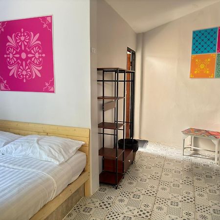 Shaya Homestay & Dorms Pai Esterno foto