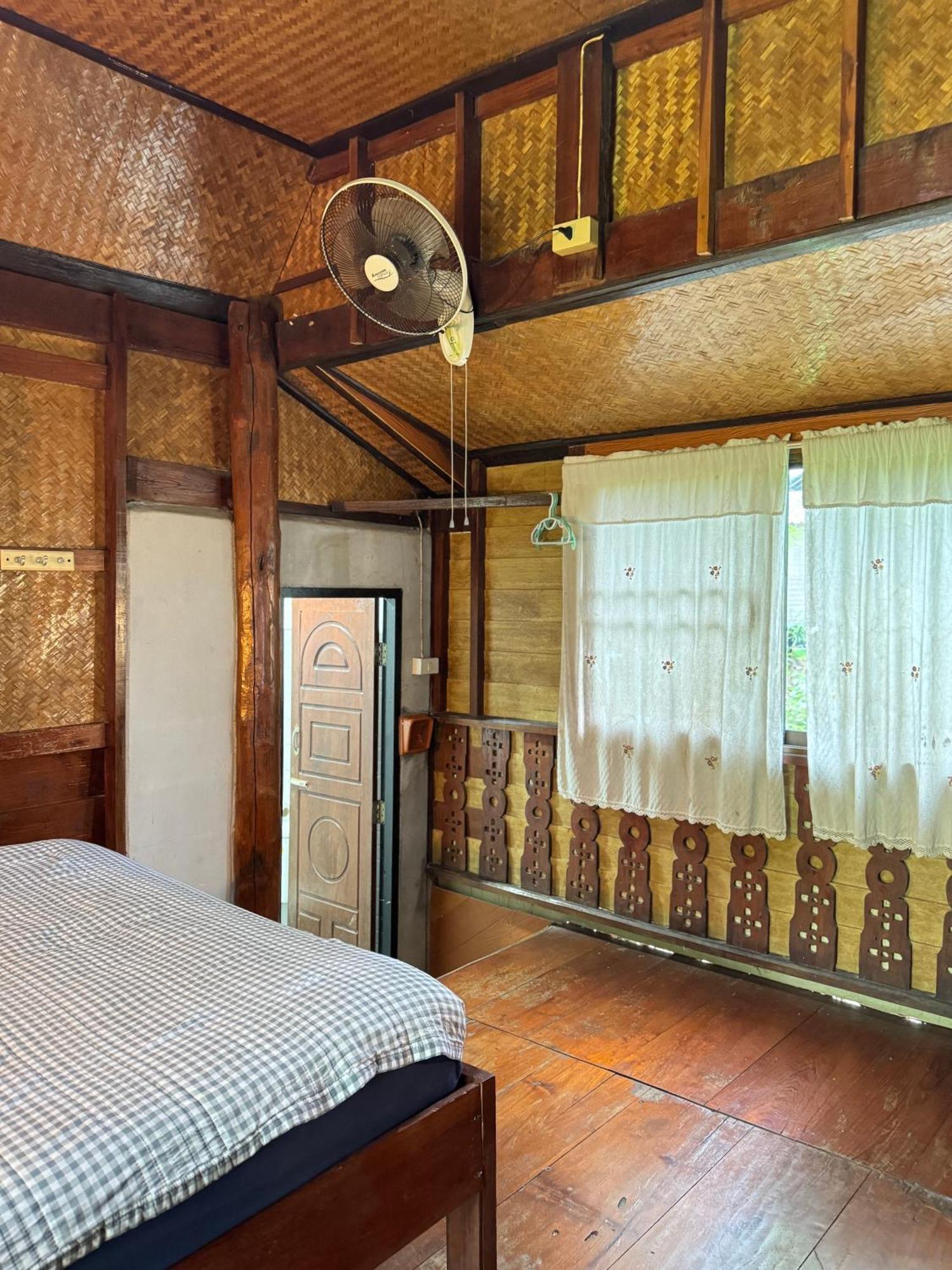 Shaya Homestay & Dorms Pai Esterno foto
